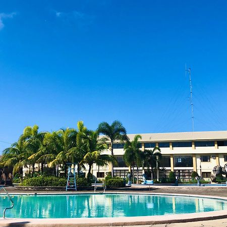 Klir Waterpark Resort&Hotels Guiguinto Exterior foto