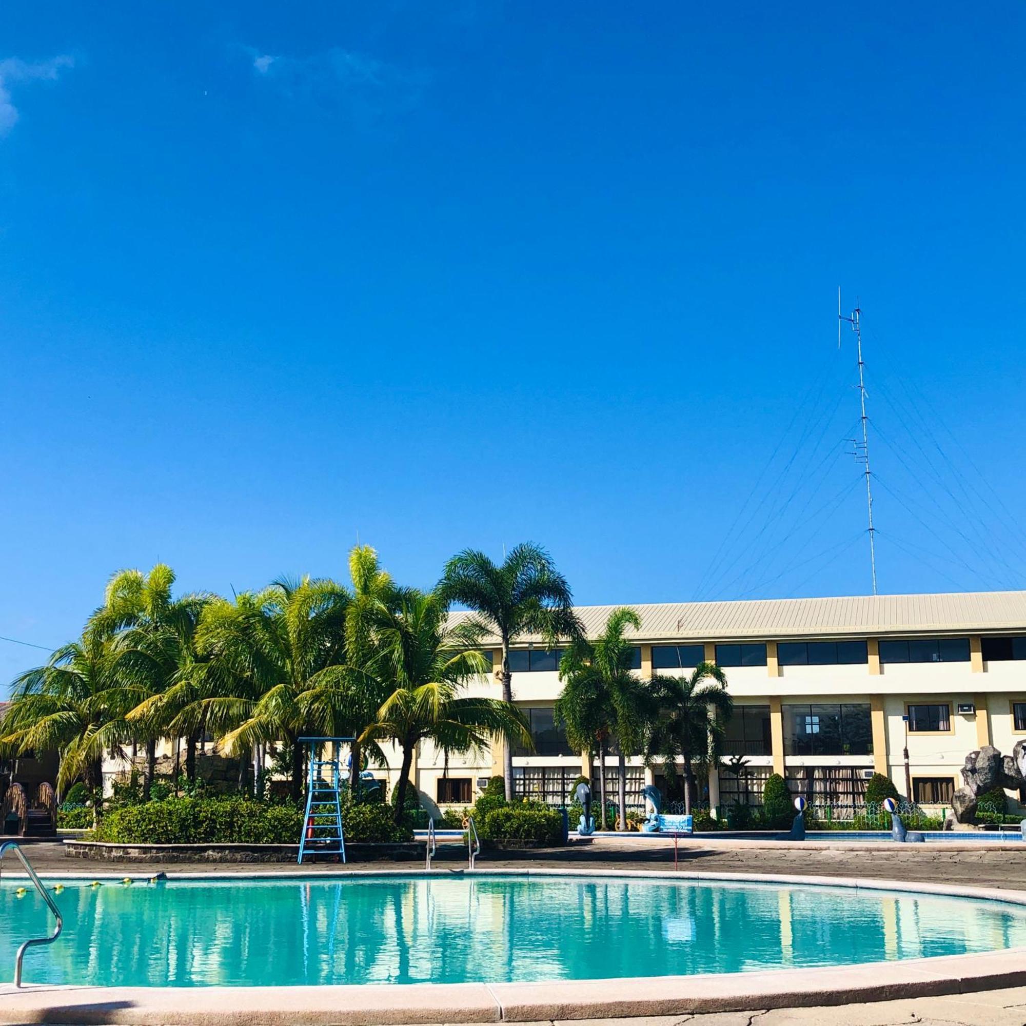 Klir Waterpark Resort&Hotels Guiguinto Exterior foto