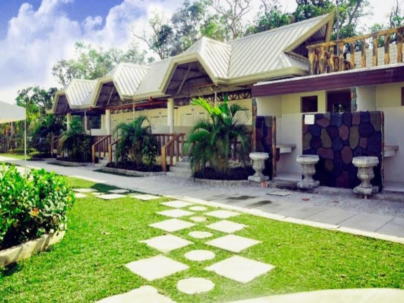 Klir Waterpark Resort&Hotels Guiguinto Exterior foto